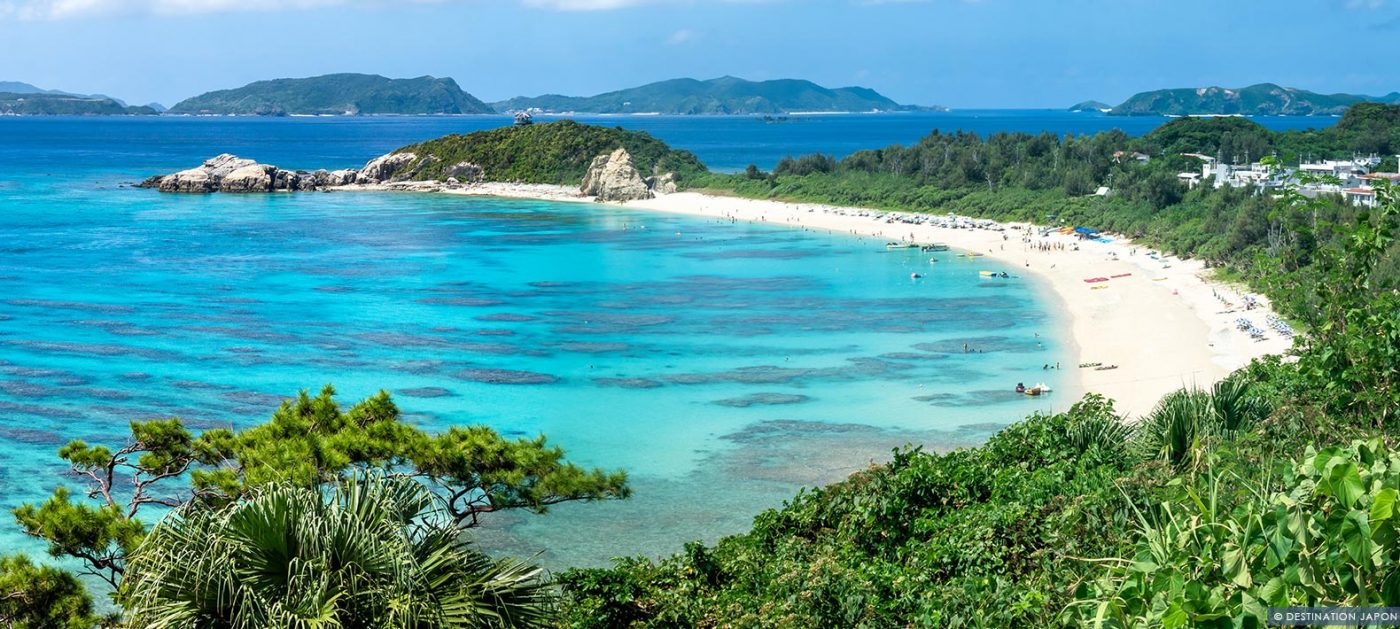 Plage à Tokashiki sur l'archipel Okinawa